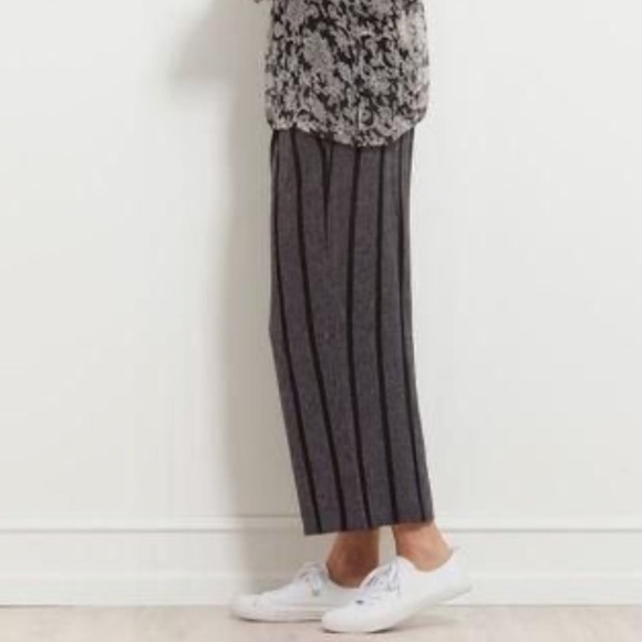- NWT Masai Black Grey Striped Pusna Cullotes Cropped pants - Picture 2 of 10